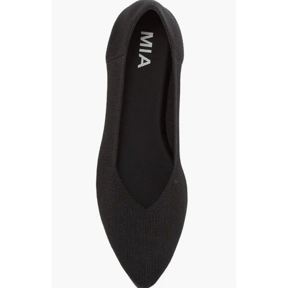 NWOT Mia Kerri Pointed Toe Flats. Witchy Shoes. Slip On’s. Black Fly. Size 9. - Picture 1 of 9